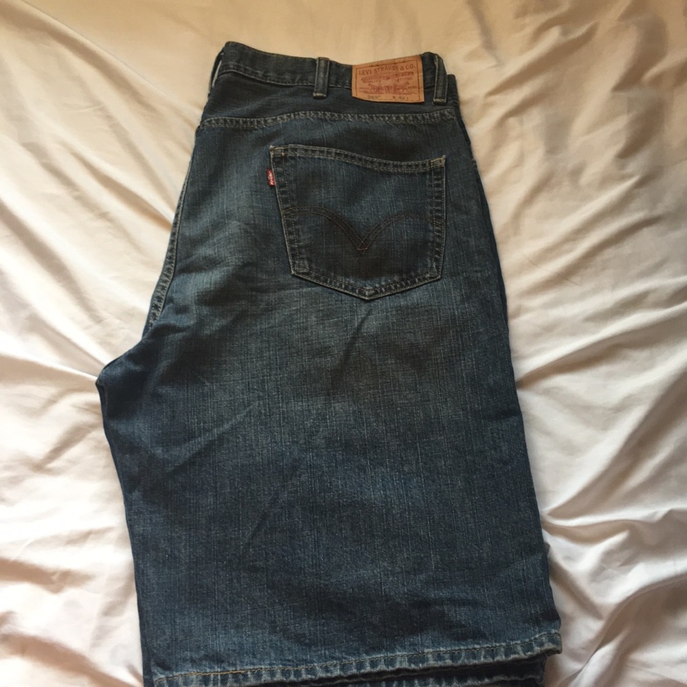 Levi’s 569 shorts